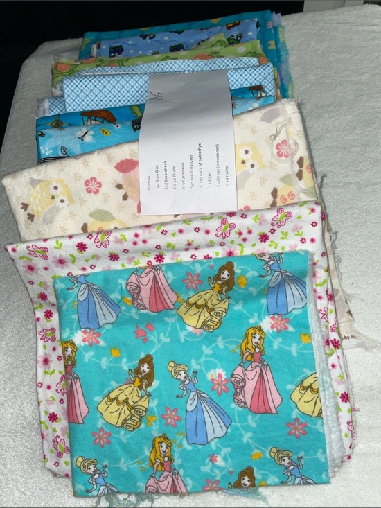 Varied Other - 4-5 LB MIXED KIDS FABRIC BUNDLE • USABLE PIECES • CRAFT & SEWING D6